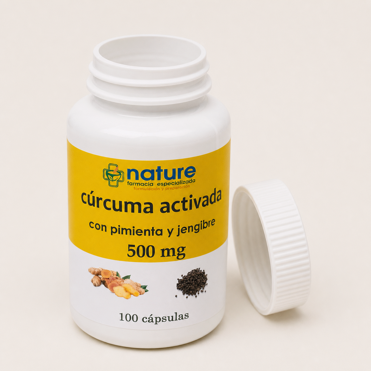 Cúrcuma activada 500 mg — el envase abierto, con la tapa al costado